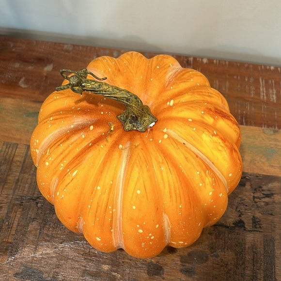 Pumpkin decor - Picture 5 of 7
